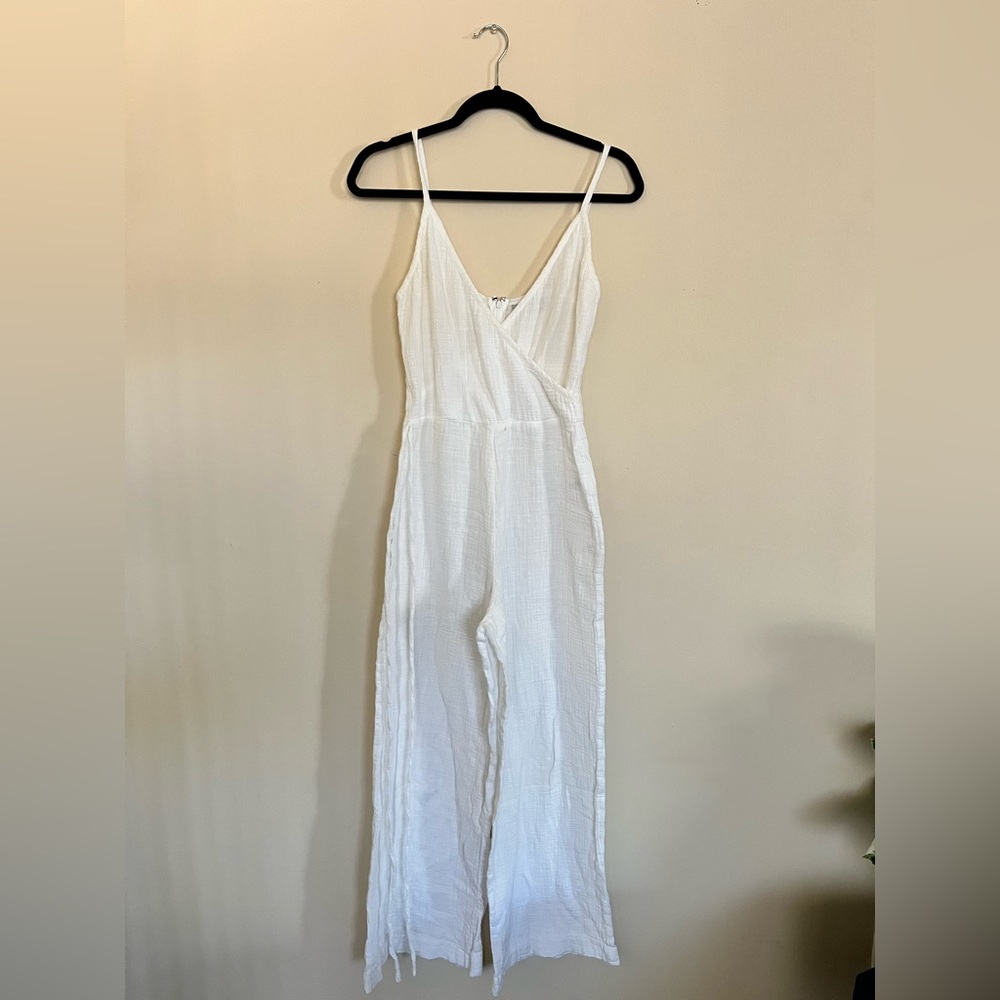 Maurie and Eve Jumper Dress Size 8 Used White